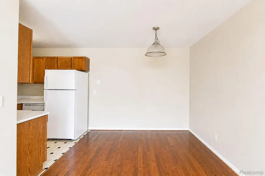 2440 Parmenter Boulevard #102, Royal Oak, MI 48073 - #3
