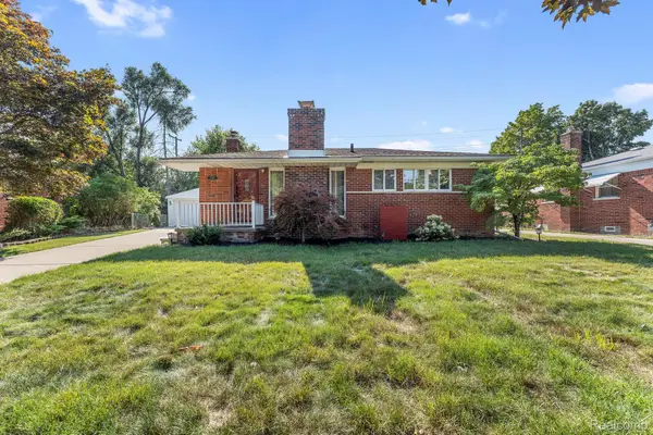 2440 Sherwood Street, Trenton, MI 48183