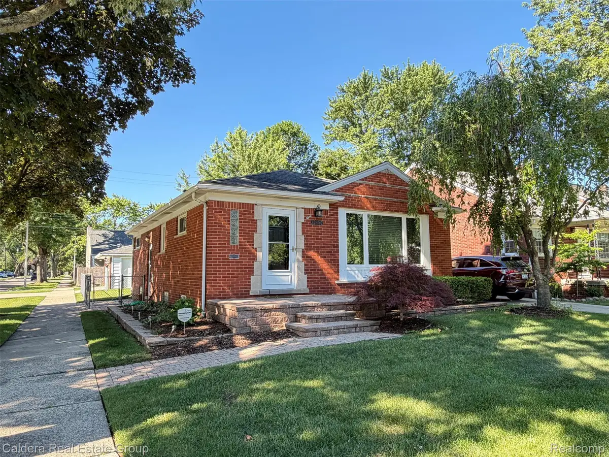 20950 Country Club Drive, Harper Woods, MI 48225 - #1