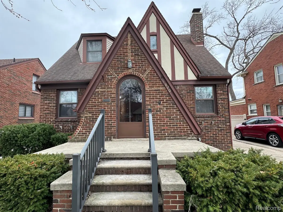 820 Winchester Avenue, Lincoln Park, MI 48146 - #1