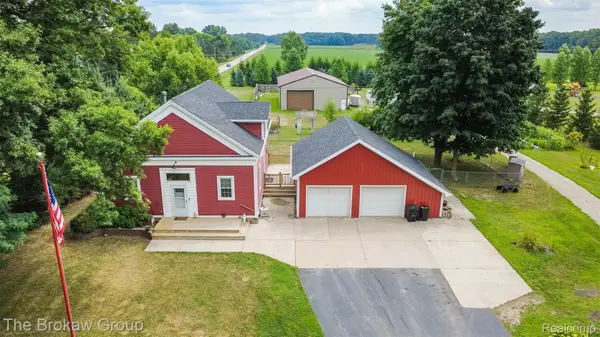 4005 Howland Road, Almont, MI 48003