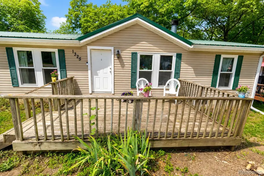 1325 Hillside Drive, Columbiaville, MI 48421 - #2