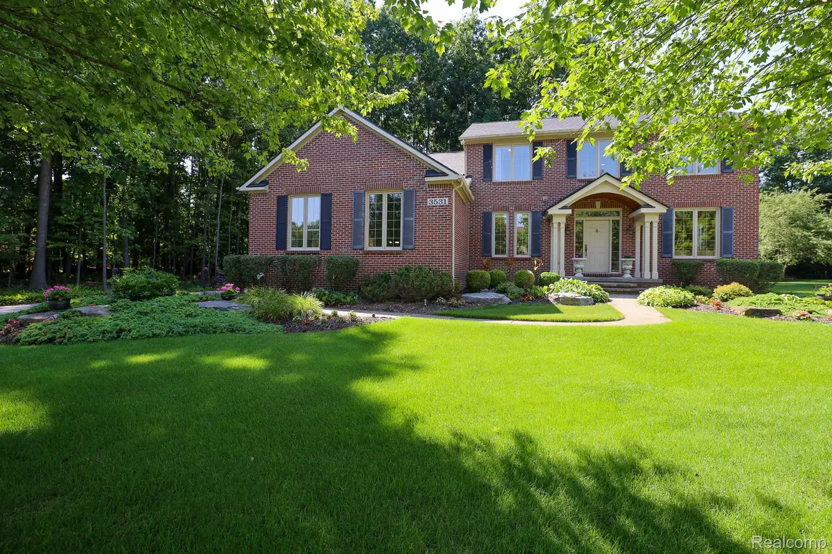 3531 Stoneridge Court, Commerce Township, MI 48382 - #1
