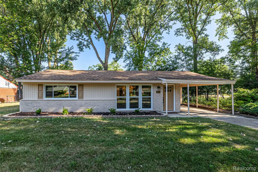 2642 Littletell Avenue, West Bloomfield, MI 48324 - #3