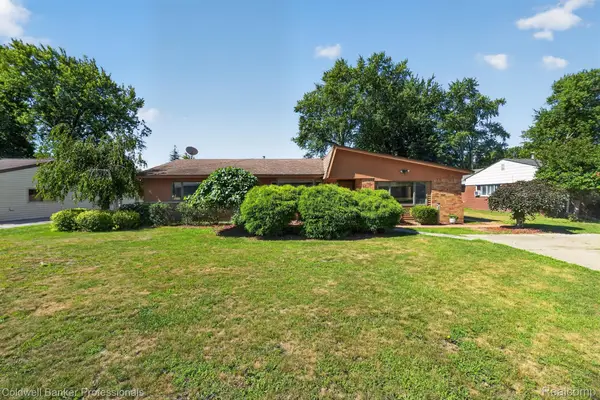 2499 Lafay Drive, WestBloomfield, MI 48324