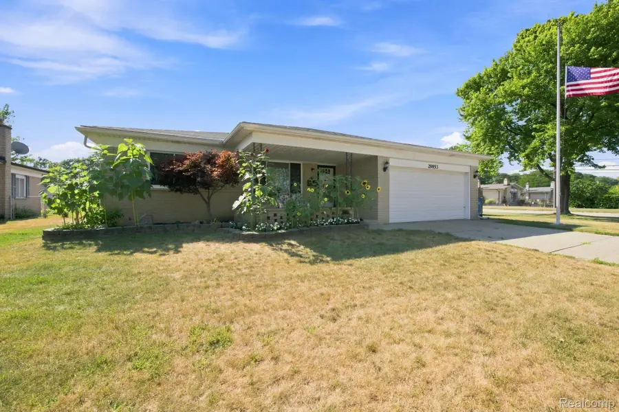 29853 Ohmer Drive, Warren, MI 48092 - #3