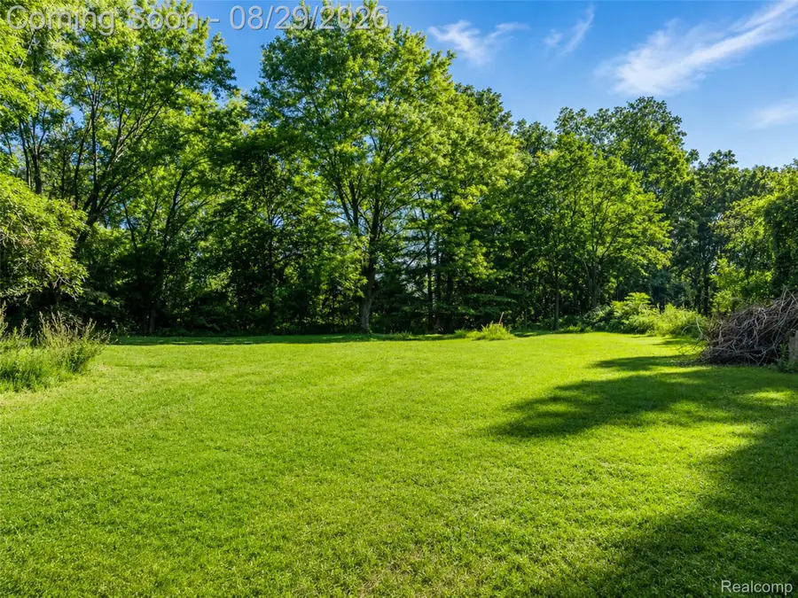3216 Warren Drive, Waterford, MI 48329 - #2