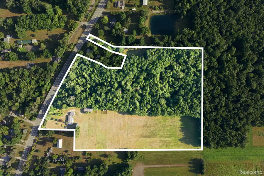 2390 Lakeshore Road, Applegate, MI 48401 - #2