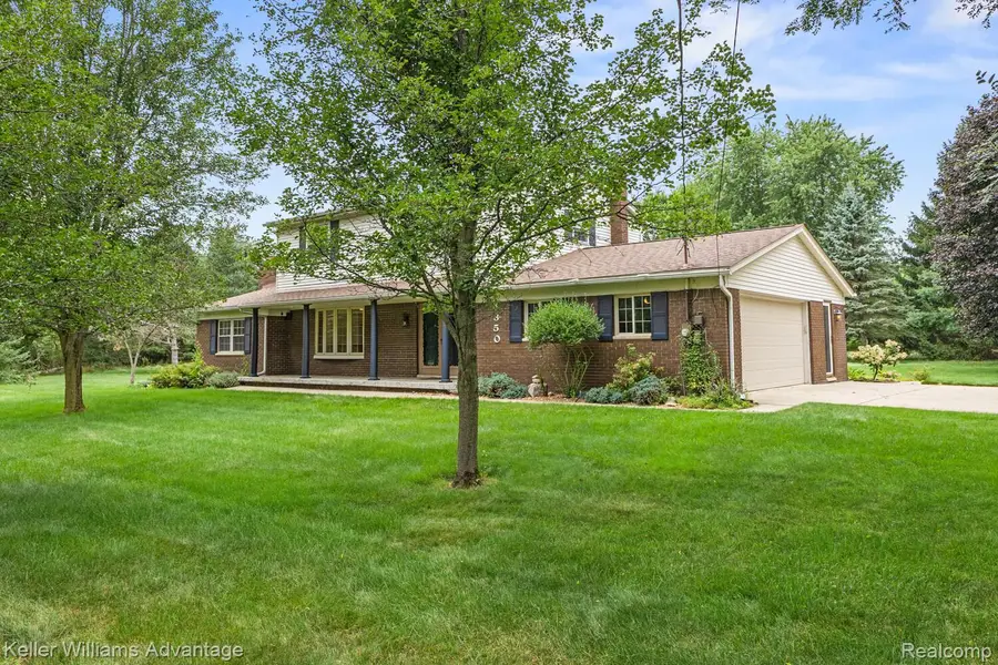 4350 Stone Barn, Milford, MI 48380 - #3
