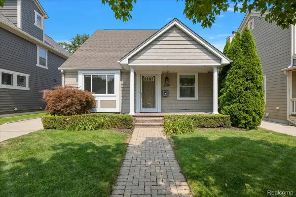 1959 Haynes Street, Birmingham, MI 48009