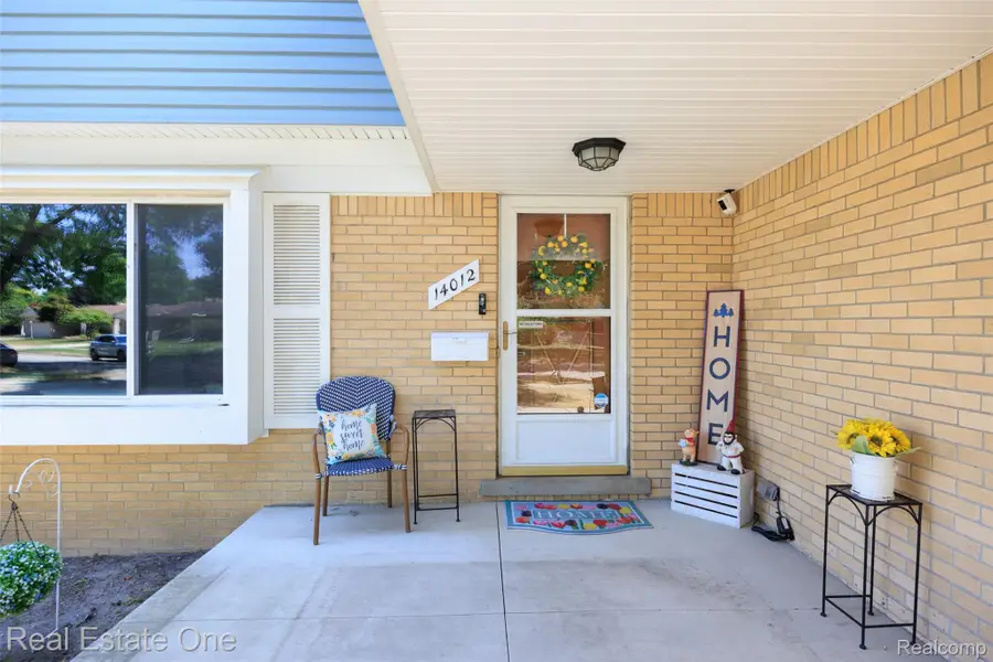 14012 Sunset Street, Livonia, MI 48154 - #2