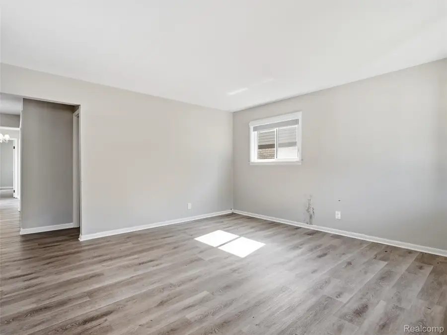 23239 Detour Street, Saint Clair Shores, MI 48082 - #3