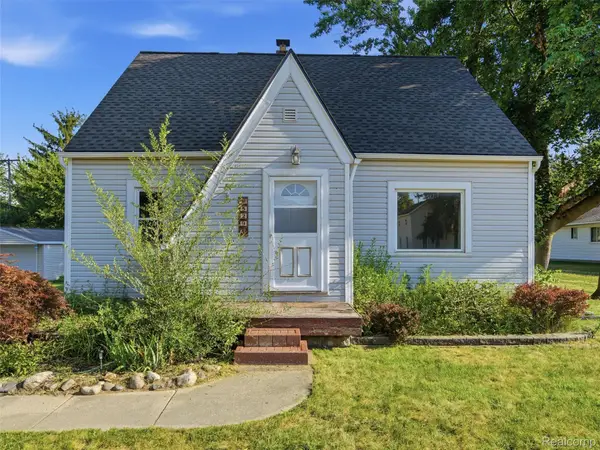 529 E Broad Street, Linden, MI 48451