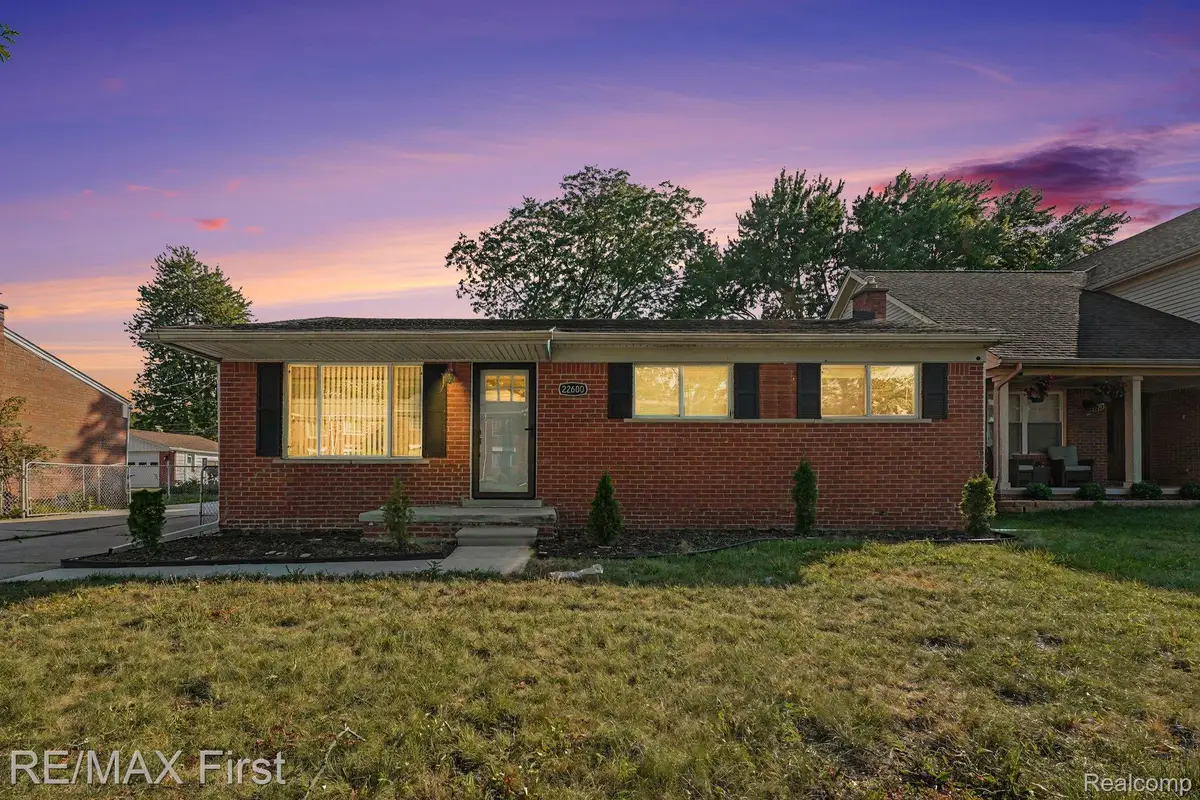 22600 Edgewater Street, Saint Clair Shores, MI 48082 - #1