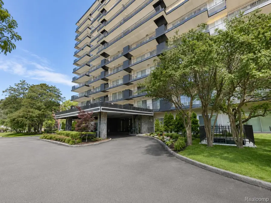 15801 Providence Drive #9A, Southfield, MI 48075 - #3