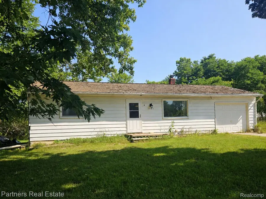 1382 Lucy Road, Howell, MI 48843 - #2