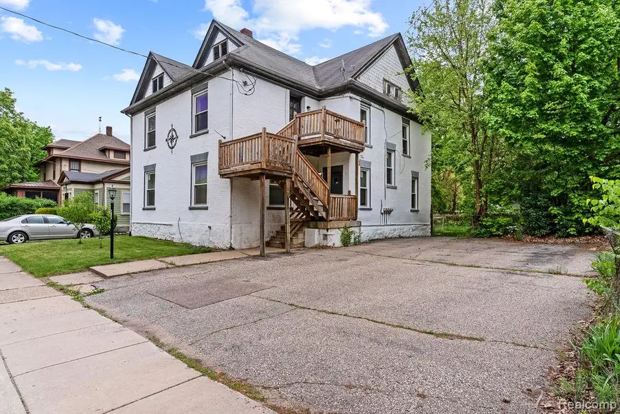 612 E 3rd Street, Flint, MI 48503 - #3