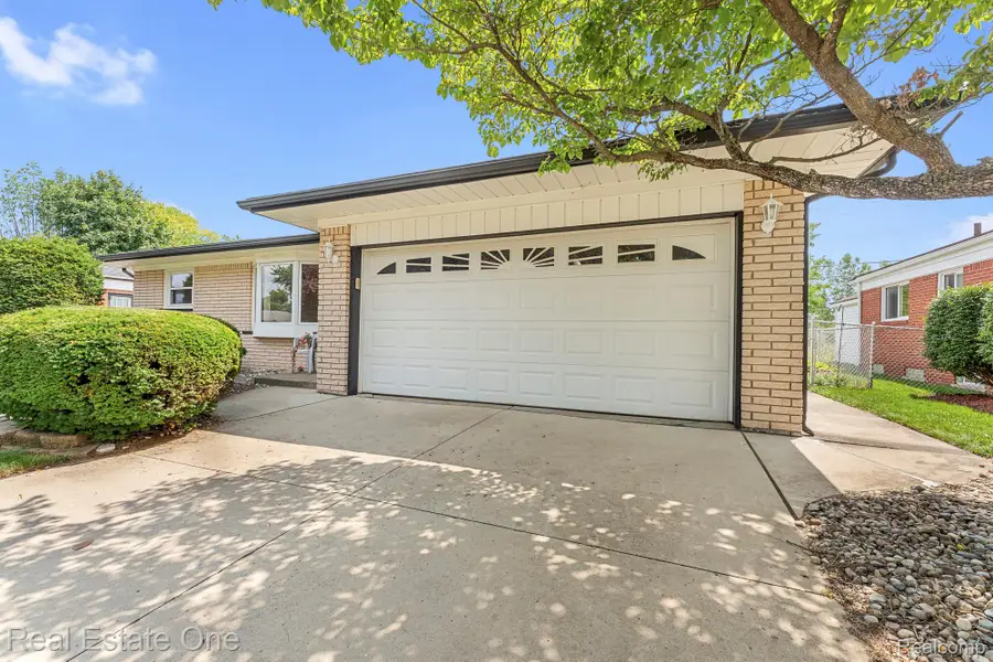 24701 Orchard Street, Taylor, MI 48180 - #3