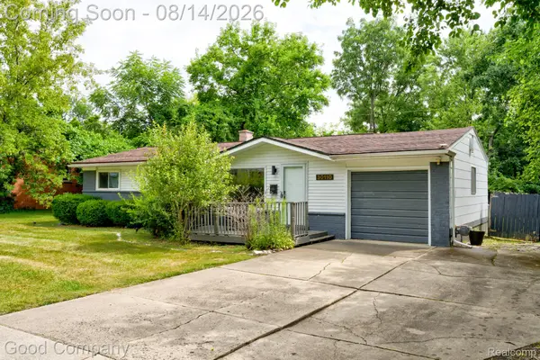 30110 Fairfax Street, Southfield, MI 48076