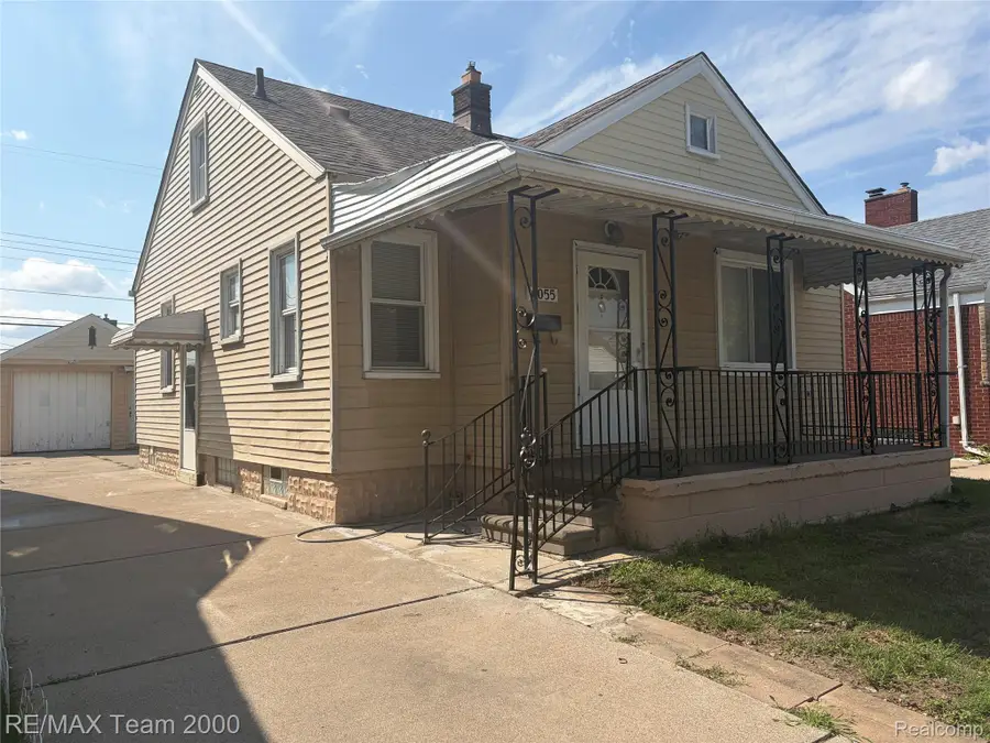 6055 Kendal Street, Dearborn, MI 48126 - #2