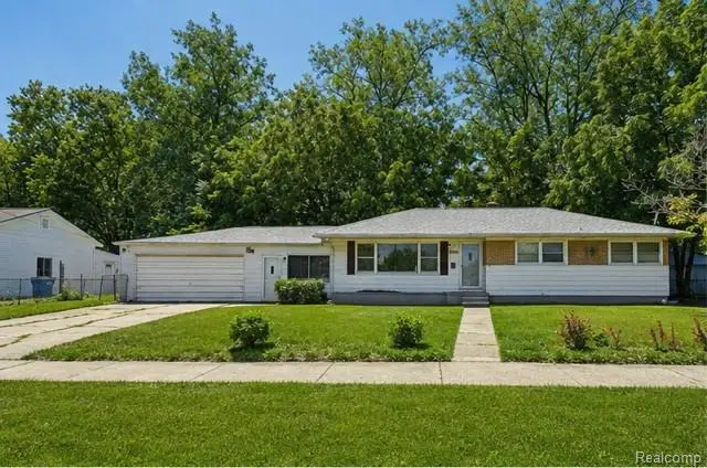 25865 Firwood Avenue, Warren, MI 48089 - #1