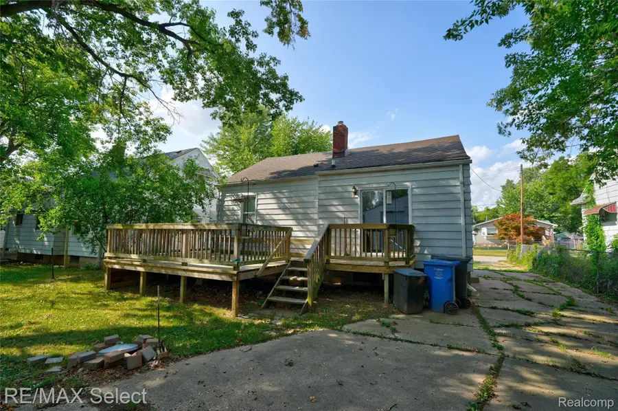 1519 Lincoln Avenue, Flint, MI 48507 - #3