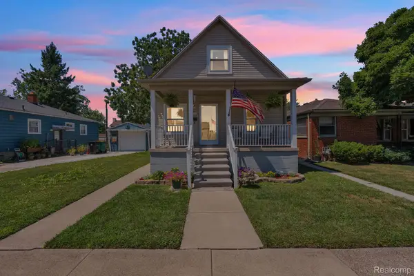 1270 Lincoln Street, Wyandotte, MI 48192
