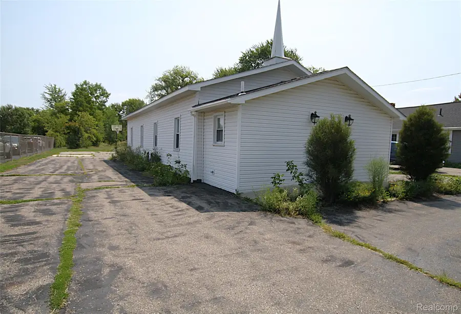 3141 S Vassar Road, Davison, MI 48423 - #2