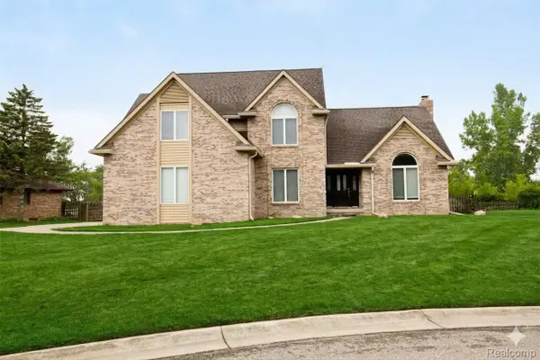 6485 Hickory Hollow Court, Flint, MI 48532