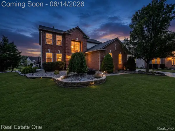 27587 Cardinal Court, FlatRock, MI 48134