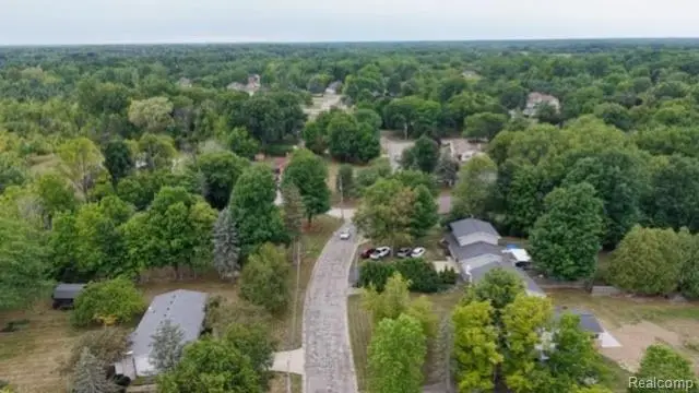 3130 Cornerstone Drive, Flushing, MI 48433 - #3