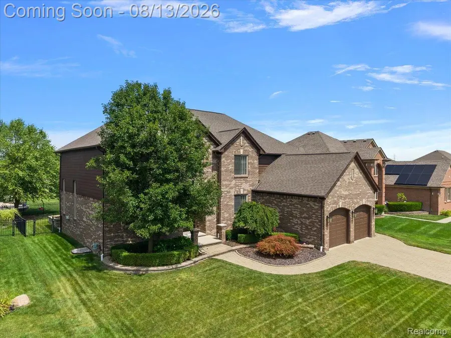 20727 Vesper Drive, Macomb, MI 48044 - #3