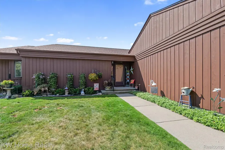 634 Applegate Lane, Grand Blanc, MI 48439 - #3