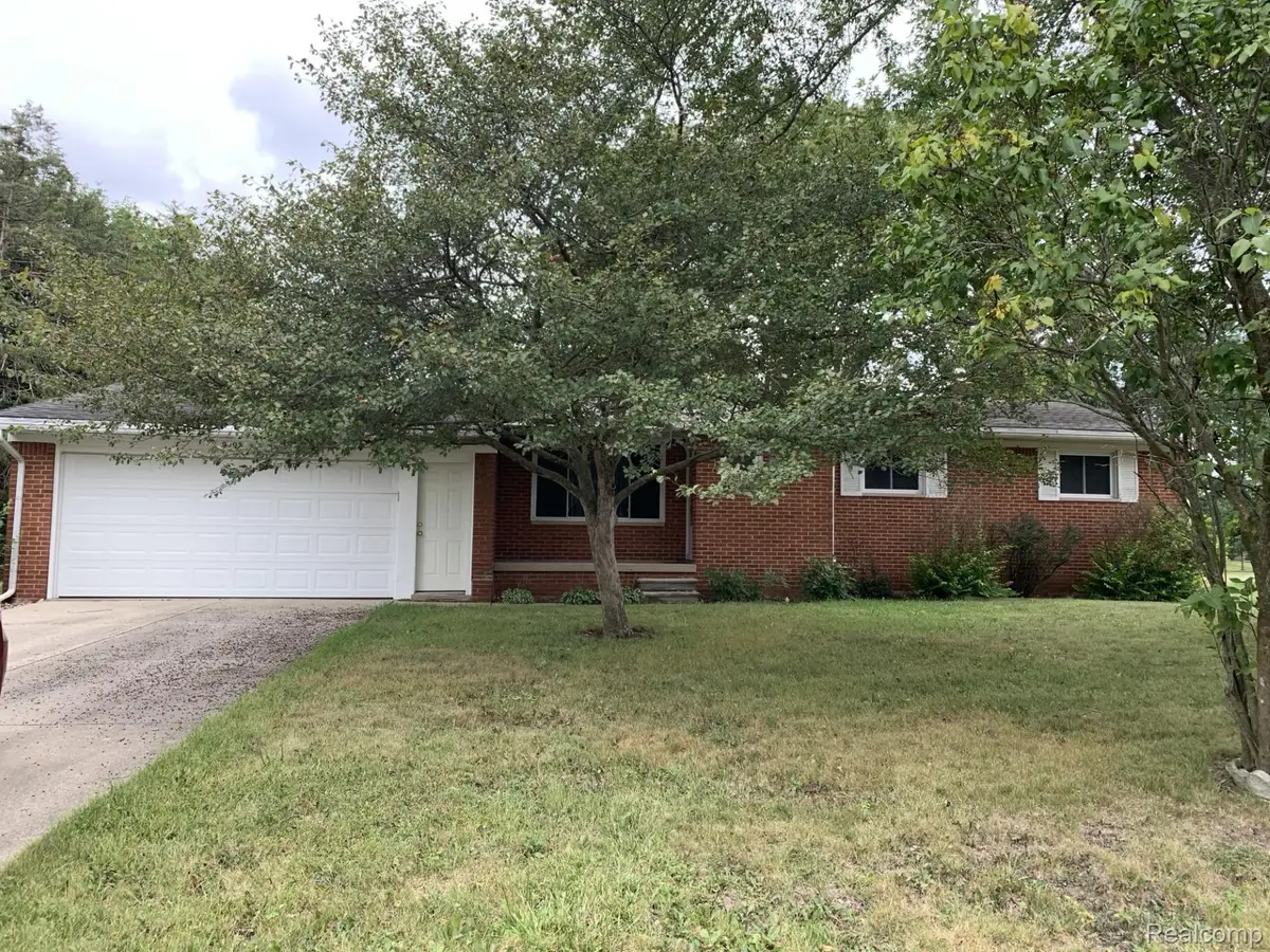 9097 Ann Maria Boulevard, Grand Blanc, MI 48439 - #1