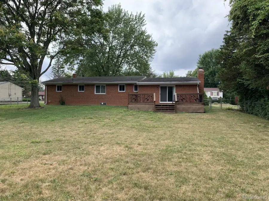 9097 Ann Maria Boulevard, Grand Blanc, MI 48439 - #2