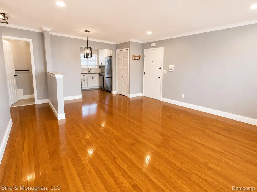 433 Miller Avenue #203, Rochester, MI 48307 - #3