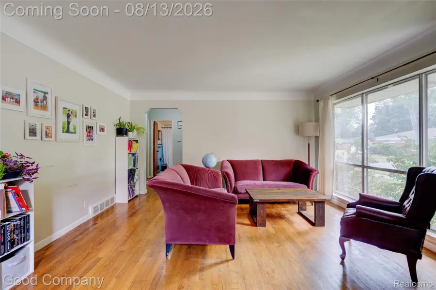 220 N Webik Avenue, Clawson, MI 48017 - #3