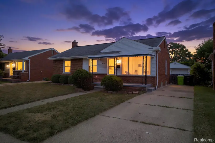 28740 Edward Street, Roseville, MI 48066 - #3