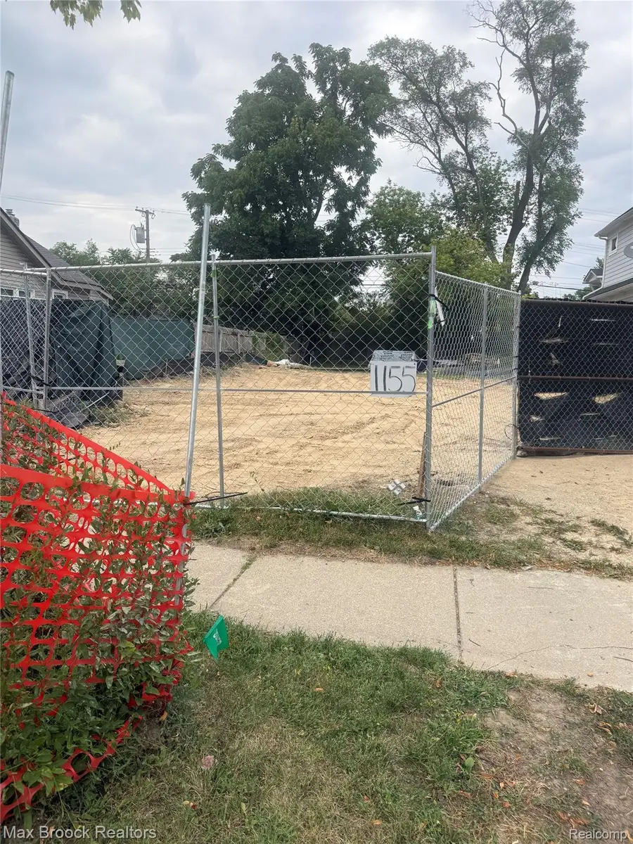 1155 E Lincoln Street, Birmingham, MI 48009 - #3