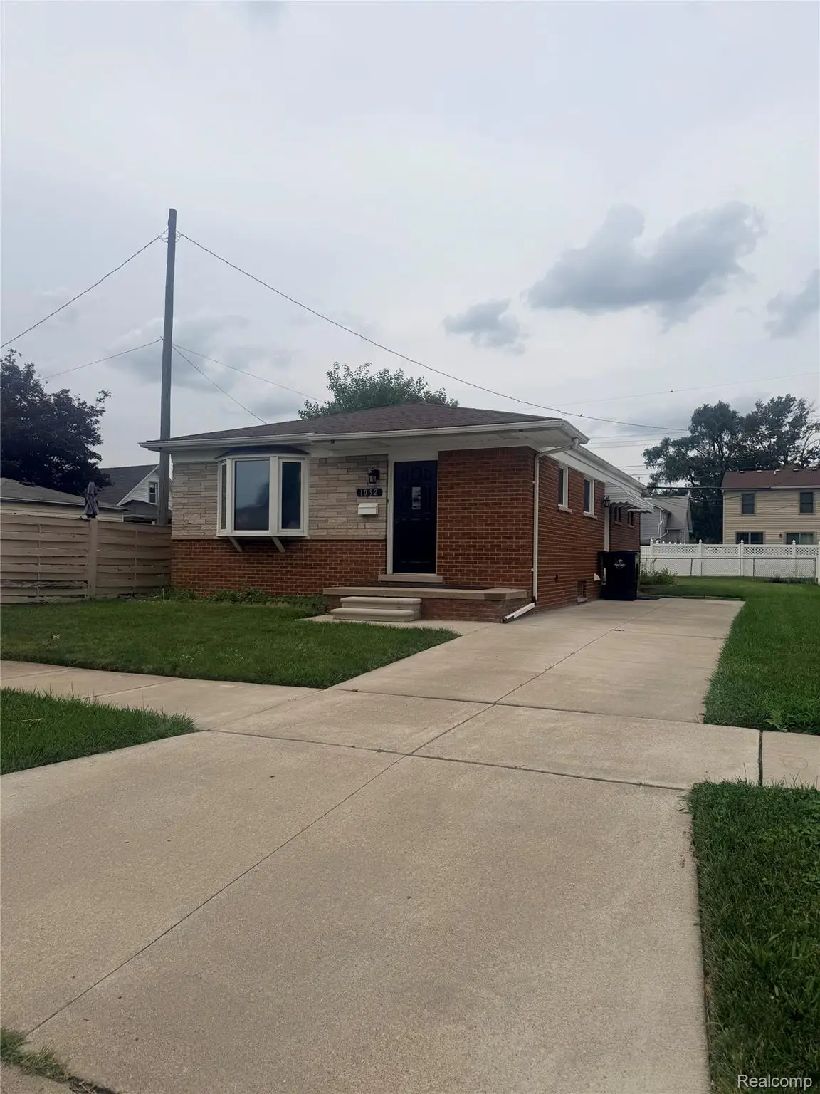 1092 Poplar Court, Wyandotte, MI 48192 - #1