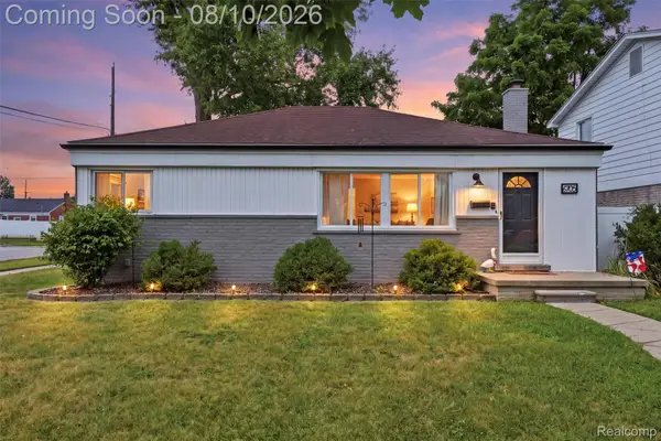 6705 Whitby Street, GardenCity, MI 48135