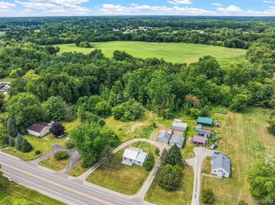 6163 N State Road, Davison, MI 48423 - #3
