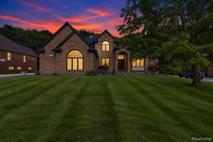 4509 Peppermill Lane, Lake Orion, MI 48359 - #2
