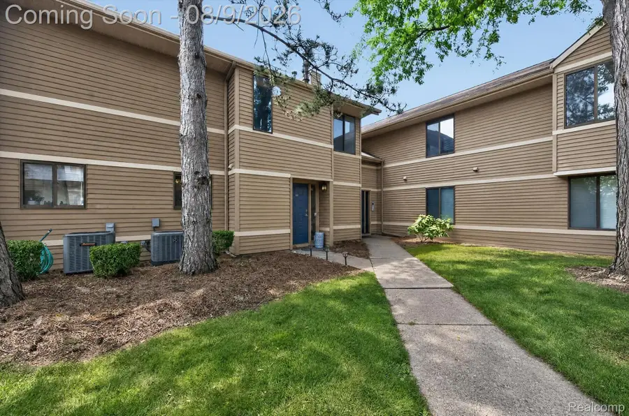 175 Briarcrest Drive #102, Ann Arbor, MI 48104 - #2