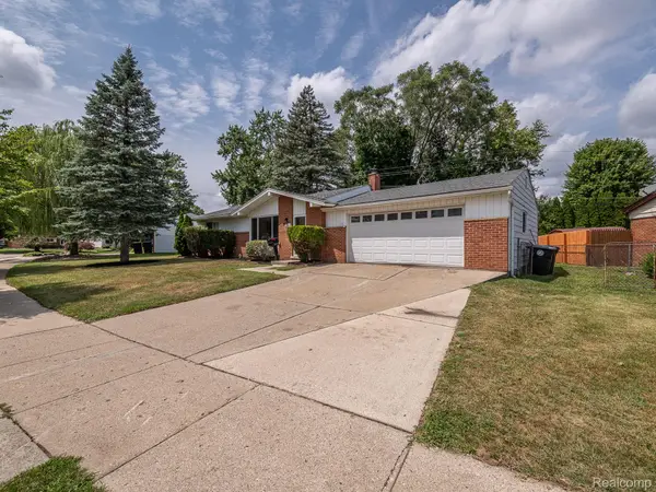 36448 Dowling Street, Livonia, MI 48150