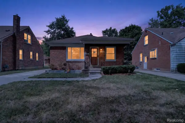17697 Norborne, Redford, MI 48240