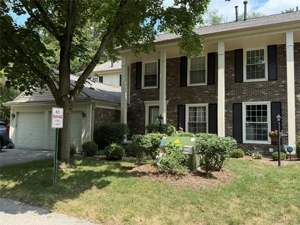 1079 Paint Creek Lane #379, RochesterHills, MI 48306