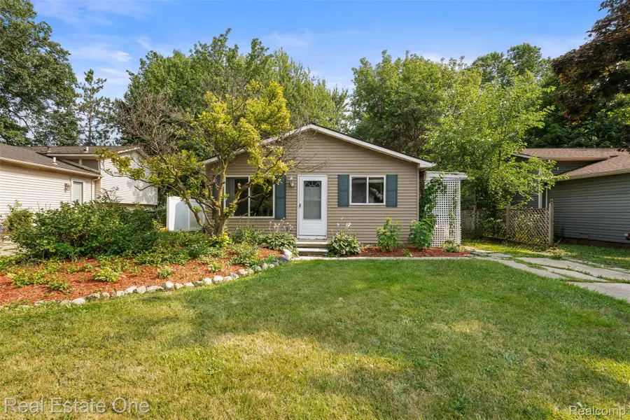 718 Miller Road, Orion, MI 48362 - #2