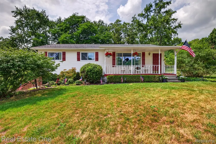 454 S Baldwin Road, Oxford, MI 48371 - #2