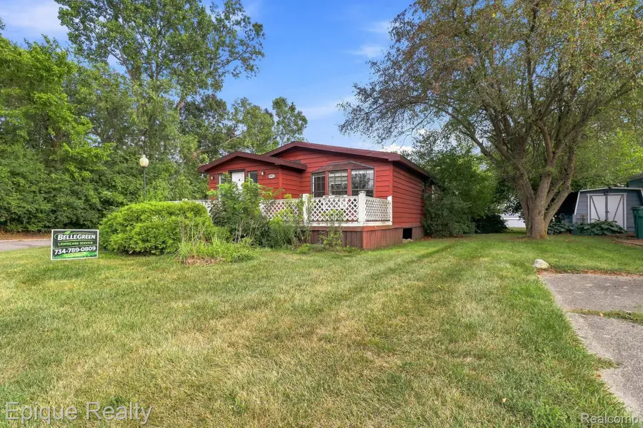 5972 Vernon Street, Belleville, MI 48111 - #3